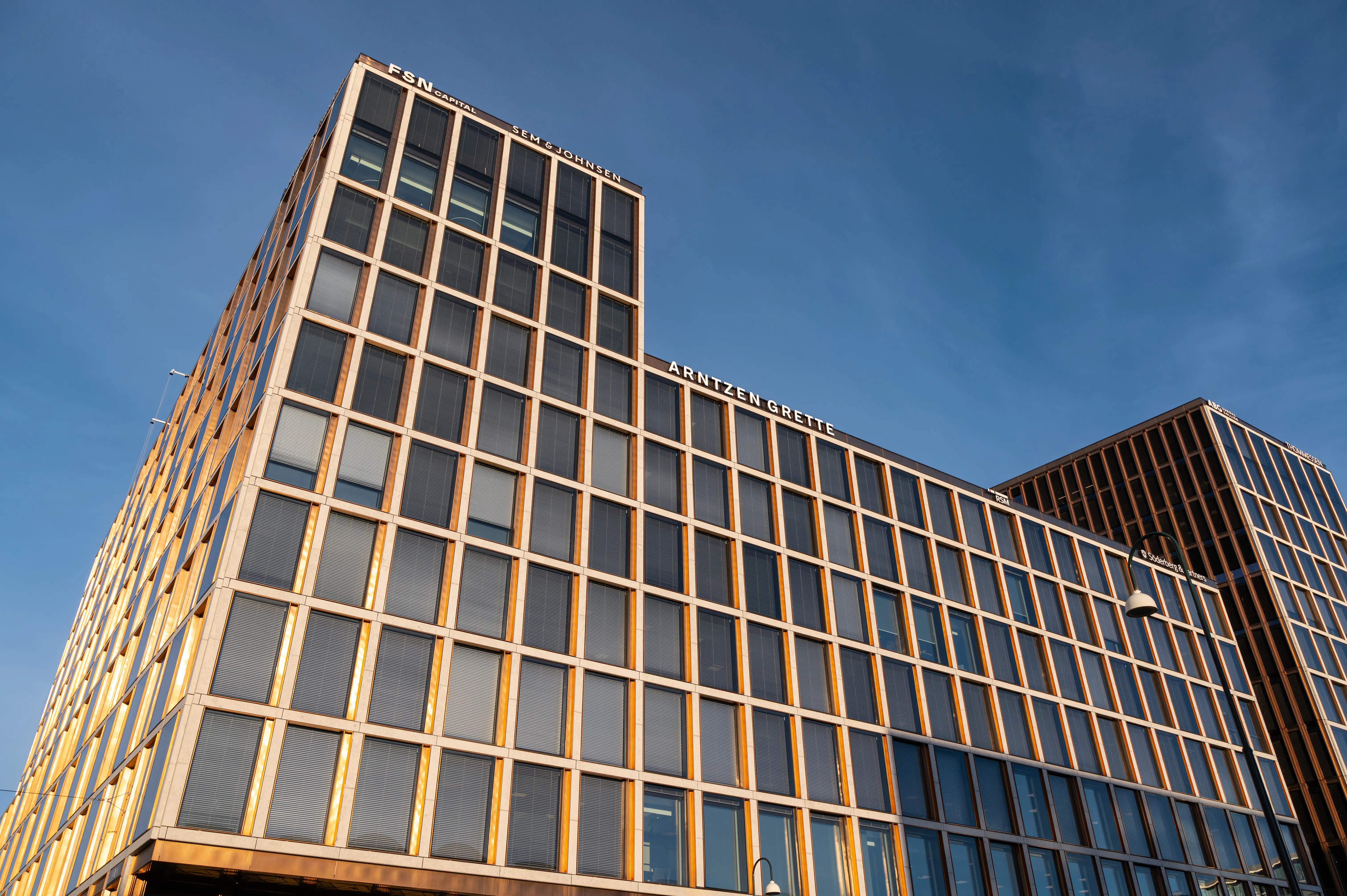 Arntzen Grette: Establish a market leader